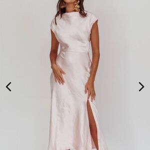 SAINTS & SECRETS Lucinda Twist Back Midi Dress Blush